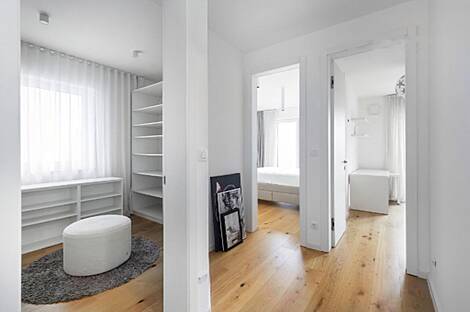 Дом с несколькими комнатами в Залоге: 8