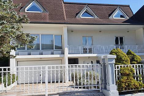 Дом в Чрнуче с террасой: 1