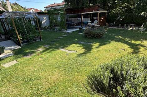 Дом, Вич, Любляна.: 24