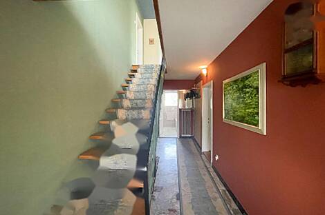 Дом, Вич, Любляна: 13