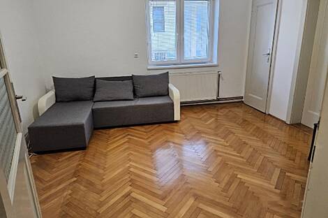 Трехкомнатная квартира в районе Бежиград: 1