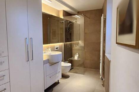 Четырехкомнатная квартира на улице Кошезе: 2