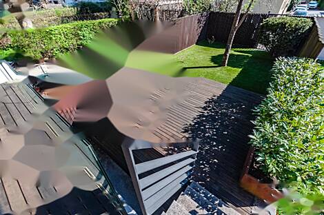 Дом с террасой в районе Бежиград: 2