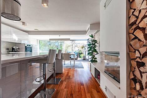 Дом с террасой в районе Бежиград: 4