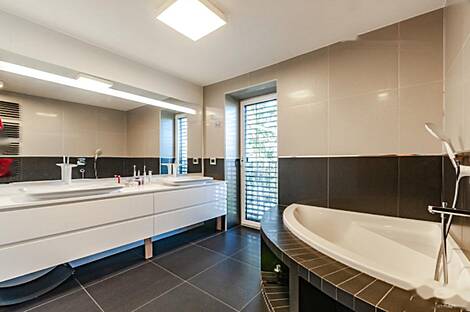 Дом с террасой в районе Бежиград: 10