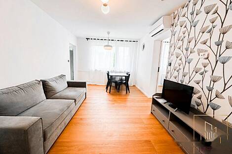 Трёхкомнатная квартира на улице Штепане Вас: 6