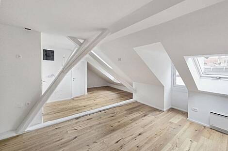 Двухкомнатная квартира в центре: 1