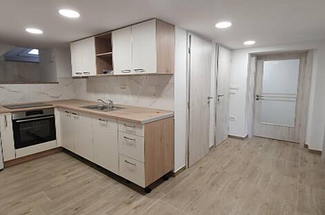 Квартира с тремя комнатами в Чрнуче: 1