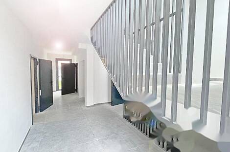 Четырехкомнатная квартира Долги Мост: 4