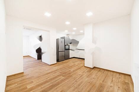 Трехкомнатная квартира в Ново Бизовике: 4