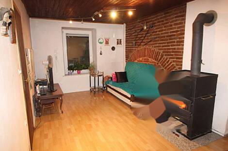 В Любляне в центре расположен дом с террасой: 11