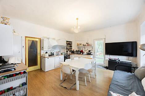 Дом с террасой в Новая Любляна Центр: 3