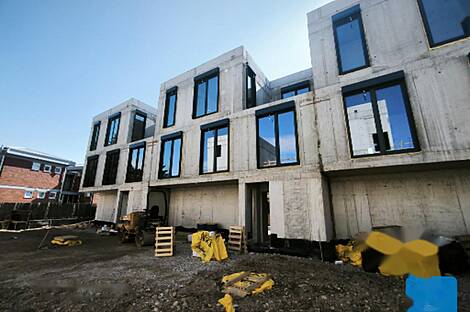 В Шишке имеется дом с террасой: 4