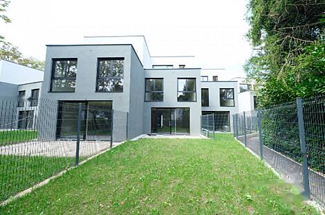 Здание с террасой в стиле висячих садов.: 7