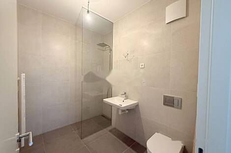 Четырехкомнатная квартира в центре.: 8