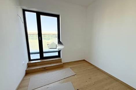 Центр Квартира 4 комнаты: 8