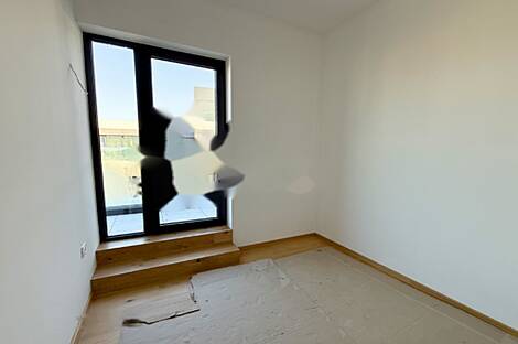 Центр Квартира 4 комнаты: 11