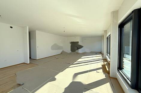 Центр Квартира 4 комнаты: 16