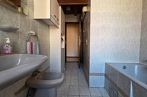 Трёхкомнатная квартира в центре.: 8