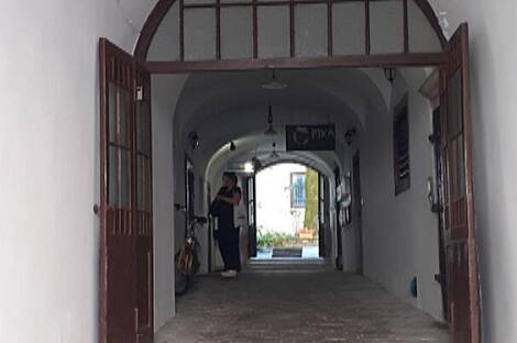 Трехкомнатная квартира рядом с центральным рынком Минска.: 2