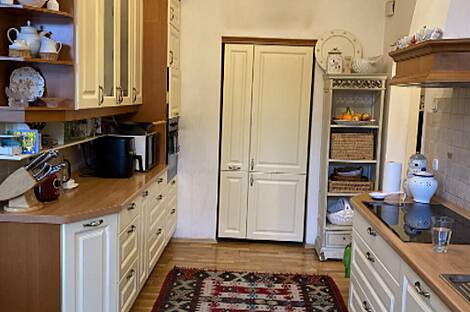 4-комнатная квартира, центр: 17