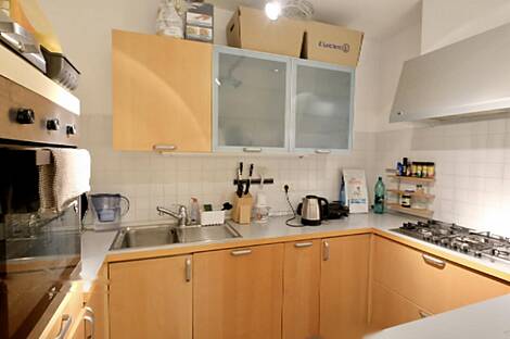 Дом в центре с 2,5 комнатной квартирой: 6