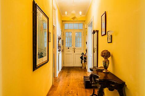 Четырехкомнатная квартира в центре: 4