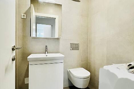 Трёхкомнатная квартира, расположена в центре: 12