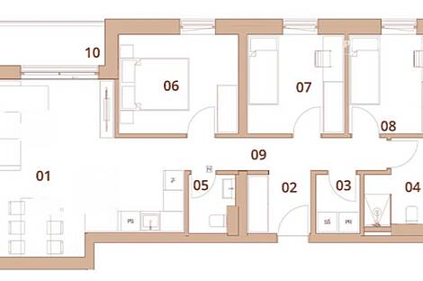 Четырехкомнатная квартира в центральной части города: 1