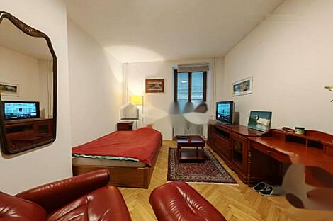 Однокомнатная квартира в центре: 10