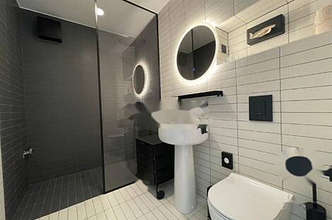 Квартира с пятью комнатами в центре: 2