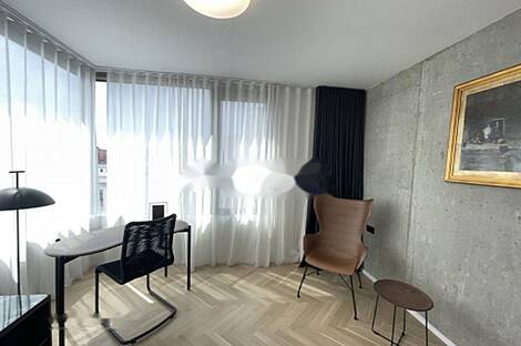 Квартира с пятью комнатами в центре: 4