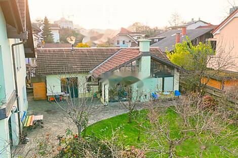 Жилище, Любляна Моше: 11