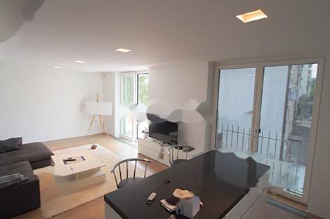 Здание, Любляна Мо́сте: 9