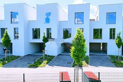 Здание с террасой в Долгом Мосту: 1