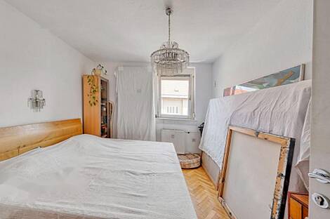 Квартира с четырьмя комнатами в центре: 2