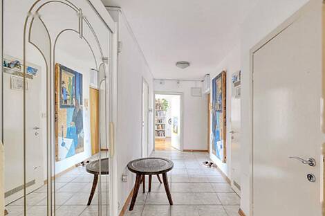 Квартира с четырьмя комнатами в центре: 8