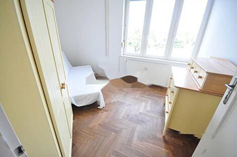 Дом с четырьмя комнатами в центральной части города.: 7