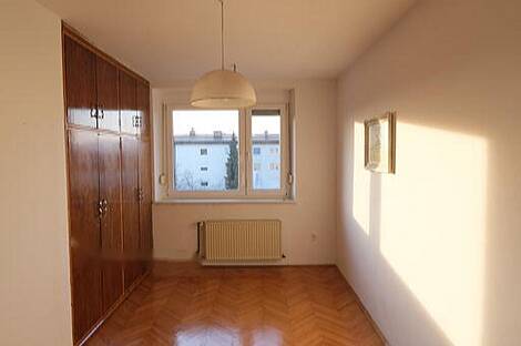 Трёхкомнатная квартира в Любляне, район Бежиград: 3