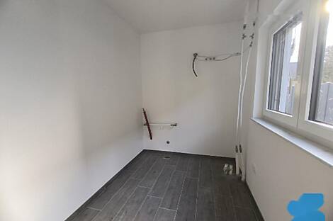 Дом в Новом Трново, стоящий у воды: 17