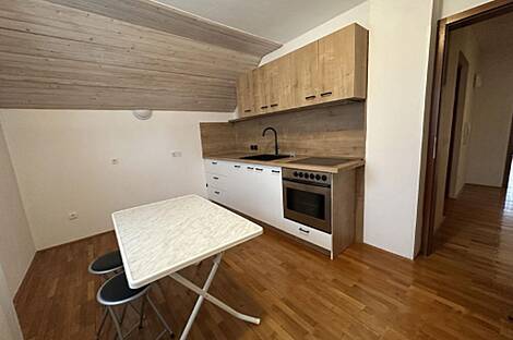 Засип, Дом: 10