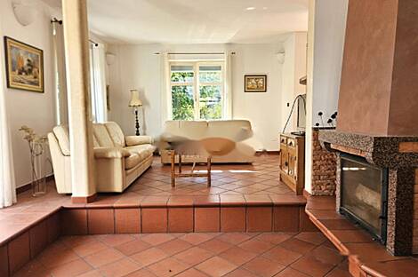 Изола, дом: 6