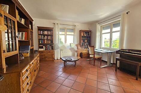 Изола, дом: 8