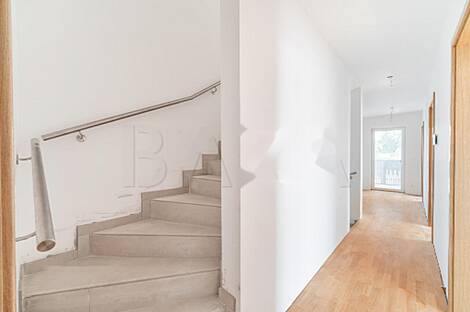 Дом на две семьи в Новом Ежица: 10