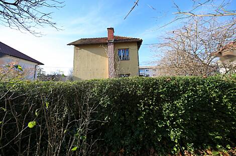 Здание на Обирской улице: 2