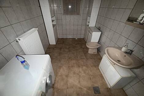 Дом, Варея, Спокойное Место: 11