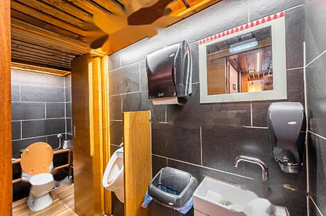 Торговое пространство: 9