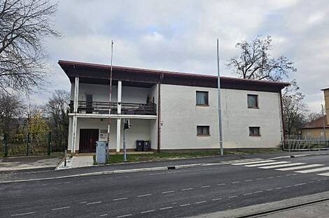 Вевчский дом: 3