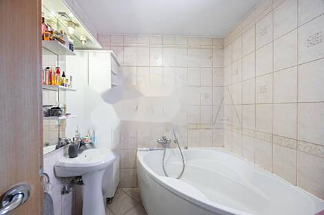 Любляна, Шишка, дом: 20