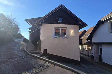 Дом, Словень Градец: 3